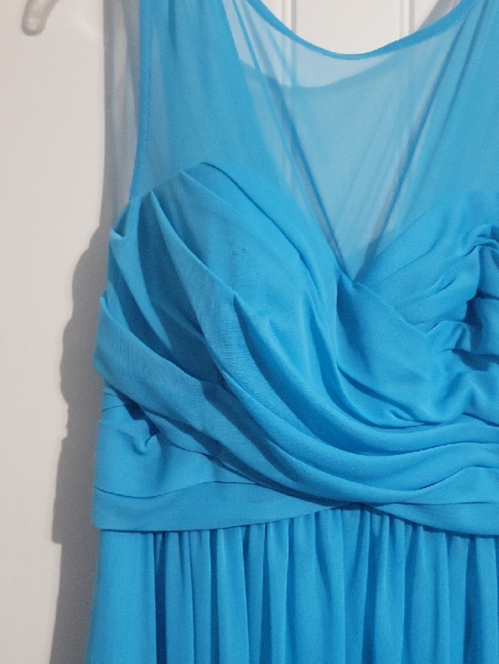Mesh Ruched Bodice Formal Dress - Picture 6 of 6
